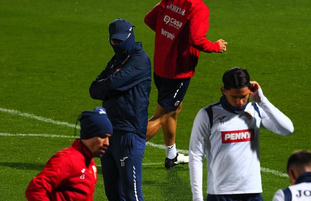 Edi „Ninja” Iordănescu a atras toate privirile la antrenamentul oficial al României » Ce accesoriu a purtat