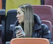 Artista Ronna Riva a fost prezentă la România – Bosnia-Herțegovina, meci din preliminariile pentru Campionatul Mondial din 2026. FOTO: Ionuț Iordache (GSP.RO)