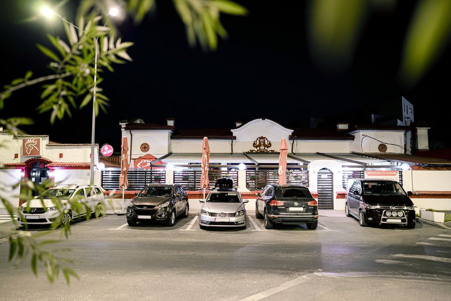 „Bine, dragă, dar biblioteca unde e?” » Cristi Borcea, dezvăluiri colosale: „I-am deschis seiful și era plin de sus până jos cu dolari”