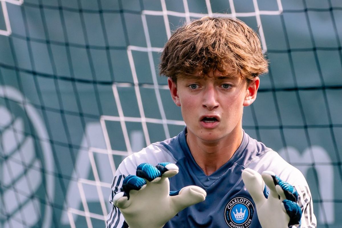 Daniel Ethan Gold a ales să reprezinte România