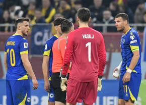 Decizie SCANDALOASĂ » Arbitrul a șocat la România - Bosnia: verdictul specialistului pentru GSP