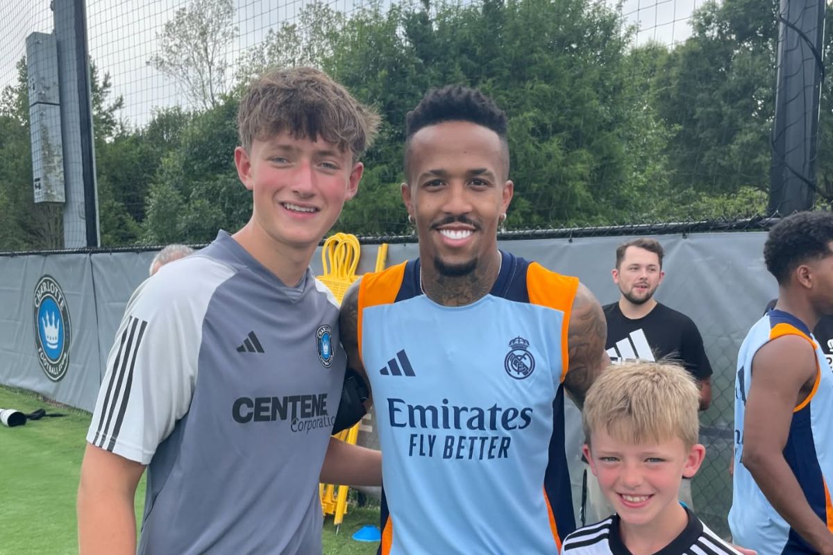 Daniel Ethan Gold a ales să reprezinte România