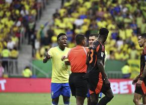 Raphinha a țipat la Vinicius jr! » Ce s-a înâmplat între vedetele Braziliei