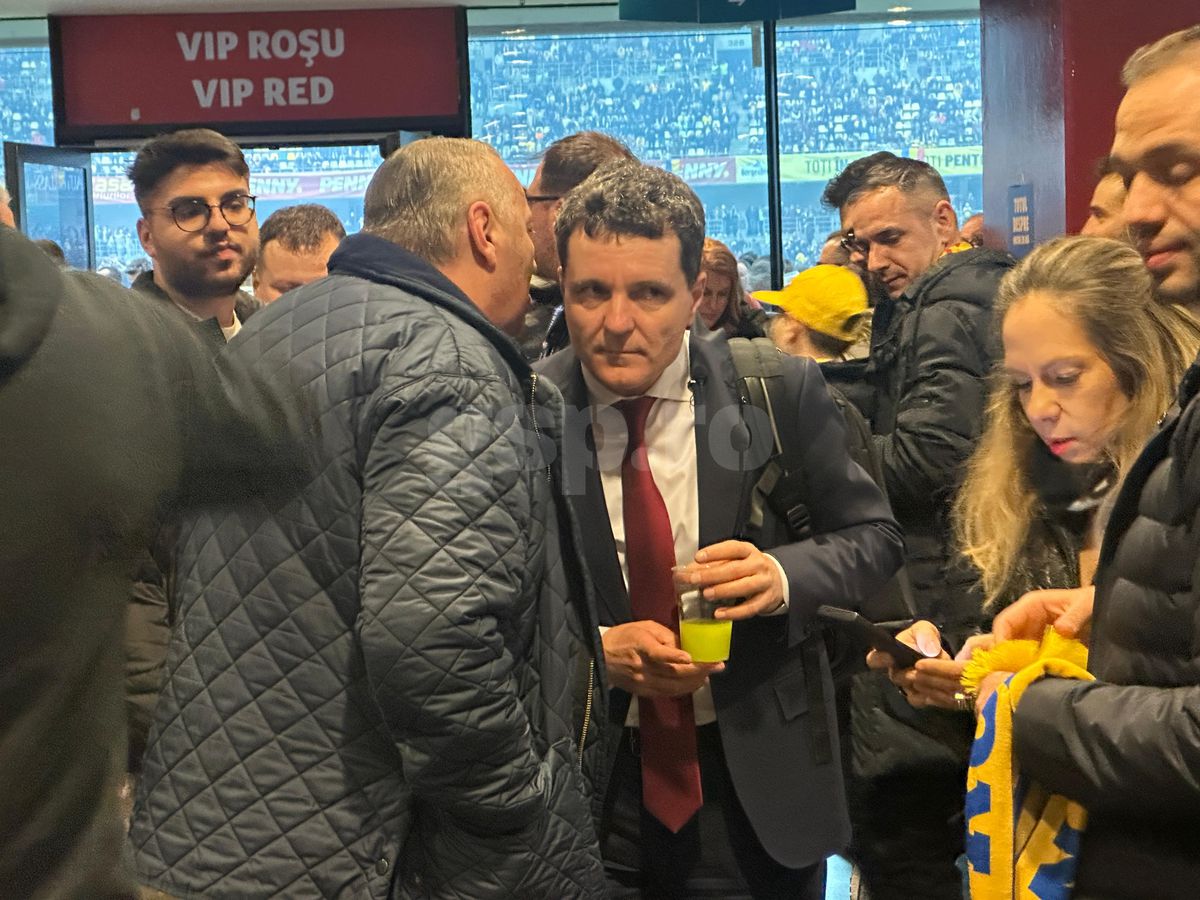 „Eram vârf de atac, dar eram cam pomanagiu” » Nicușor Dan a fost pe Arena Națională, stadion cu 20 de milioane de euro pierderi!