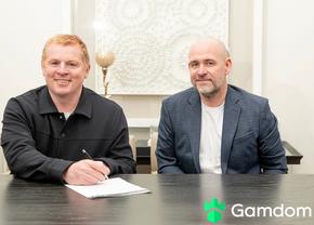 Incredibil cu cine a semnat Neil Lennon, la 7 luni după despărțirea de Rapid