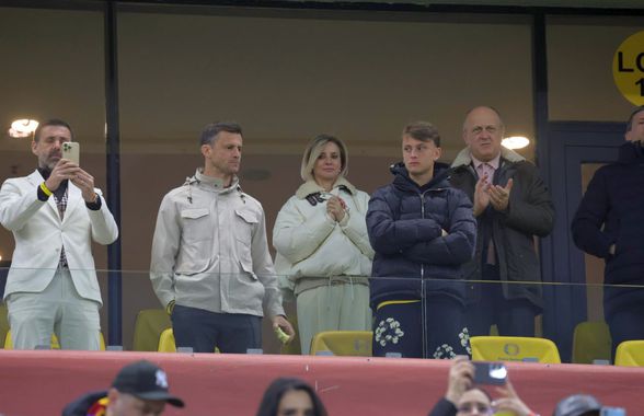 Imaginea serii pe Arena Națională » Rivalii din București, împreună la România - Bosnia