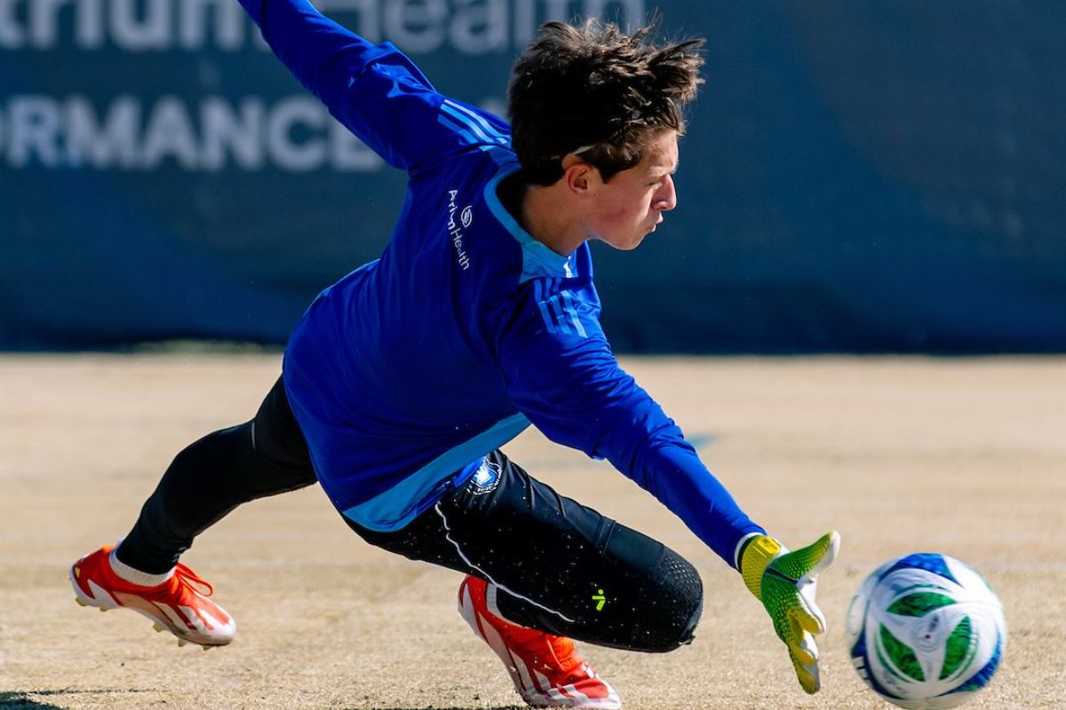 Daniel Ethan Gold a ales să reprezinte România