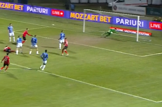 Cel mai bun om al Farului în deplasarea de la Miercurea Ciuc, nedumerit de golul egalizator: „Vreau să dau replay!”