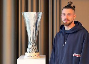„Prima dată când m-am emoționat până la lacrimi” » Radu Drăgușin despre „anul perfect”, realitatea din Premier League și cumpăna carierei: „Vezi cum e, uneori, viața?”