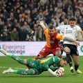 Portarul turc Uğurcan Çakır a absentat de la antrenamentul de sâmbătă înainte de Turcia - România // foto: Imago