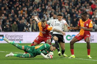 Doi fotbaliști importanți au lipsit de la antrenamentul Turciei