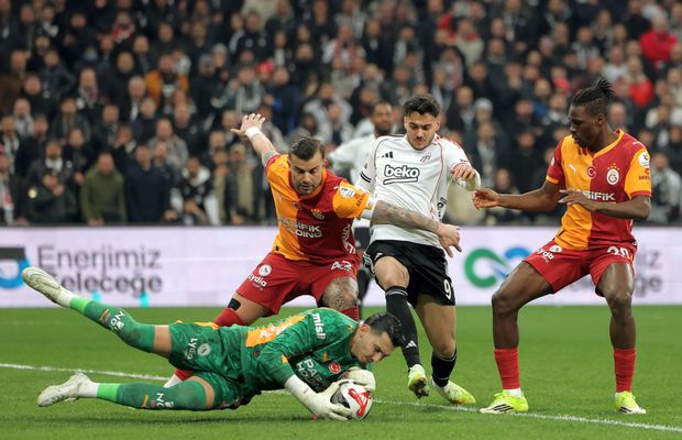 Doi fotbaliști importanți au lipsit de la antrenamentul Turciei