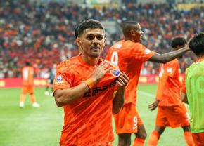 Alex Ioniță II continuă să impresioneze în China » Fostul jucător de la Rapid a lovit din nou