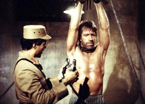 Cine a fost, cu adevărat, Chuck Norris? De la adolescentul timid din Oklahoma la legenda care dobora campionul mondial de kickboxing!