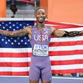 Jordan Anthony cu steagul american la finalul cursei FOTO Imago Images