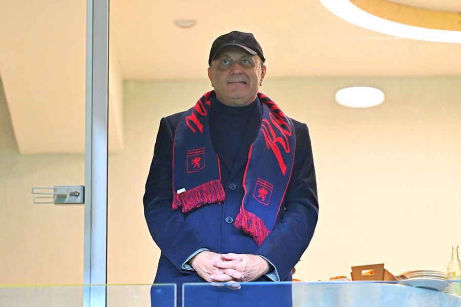 Dan Șucu, urmărind-o pe Genoa de la fața locului/ foto: Getty Images Motivele falimentului Squadrei Azzurra: „Serie A subtitrează fotbalul în italiană. Străinii au confiscat-o!”