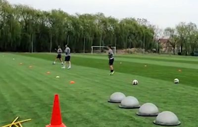 CS UNIVERSITATEA CRAIOVA. VIDEO Antrenamente în condiții speciale în a treia zi de Paște