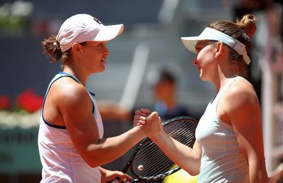 Ashleigh Barty a sunat-o pe Simona Halep: „Trebuie neapărat să vorbim”