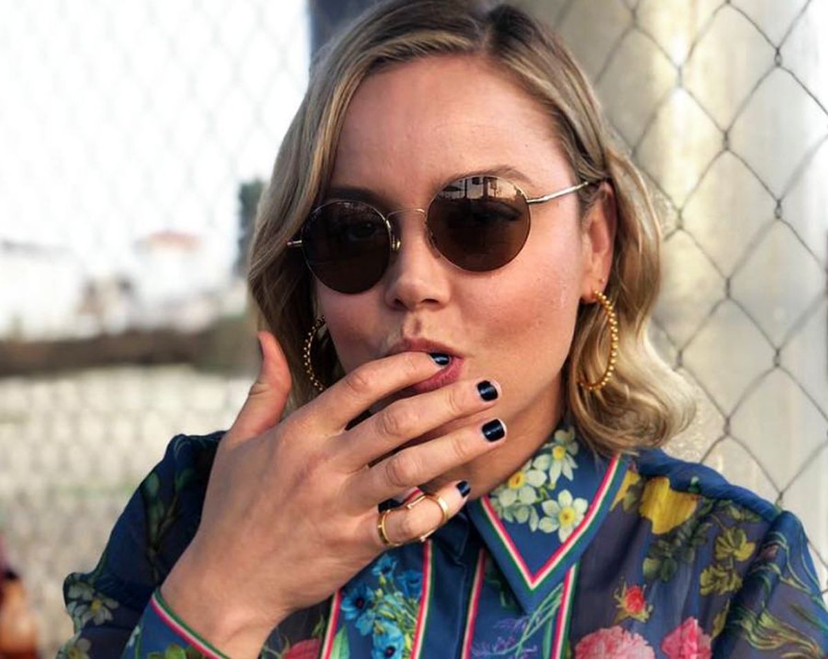 FOTO Seducătoarea actriță Abbie Cornish e din nou singură, după ce s-a despărțit de luptătorul de MMA cu care se logodise: „Are cineva numărul ei?”
