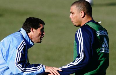 „Zi-i să oprească autocarul!” » Cum a pedepsit fostul antrenor al lui Real Madrid un jucător român