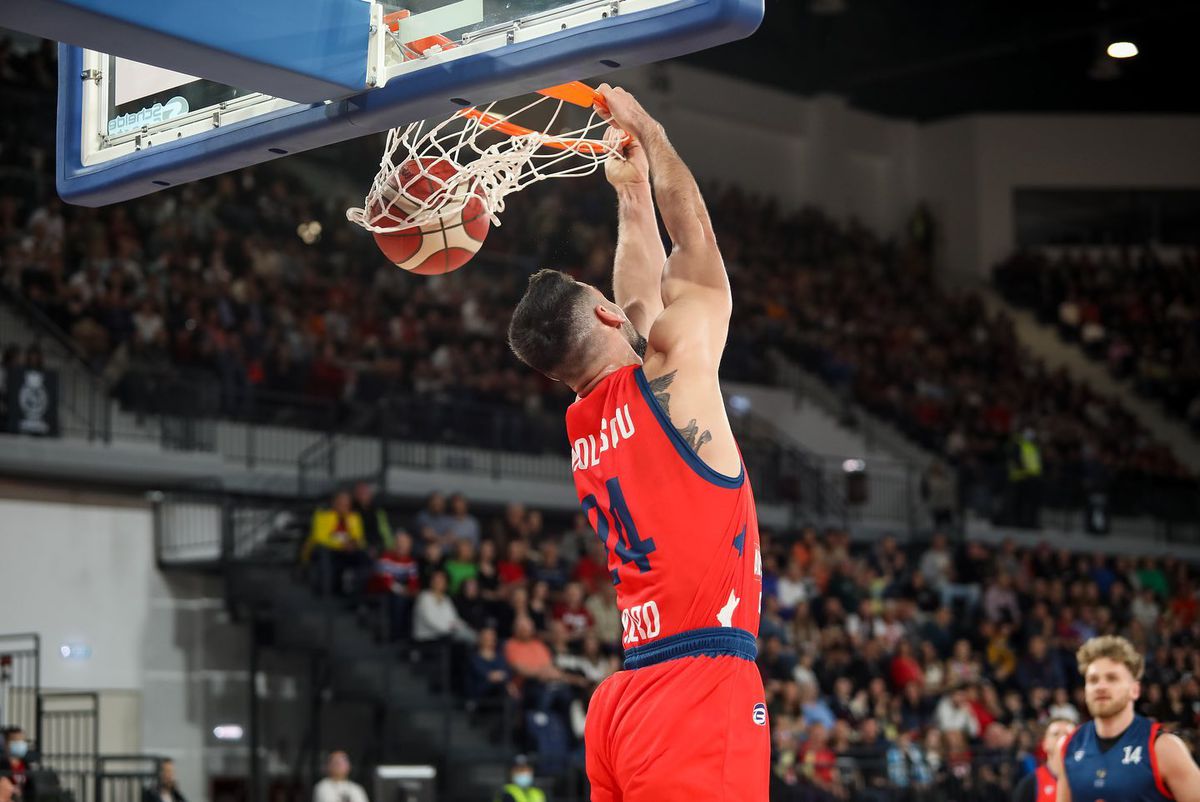 Sala de 30 de milioane de euro, inaugurată cu un eveniment în stil american » Imagini spectaculoase