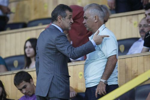 Gigi Becali, finanțatorul celor de la FCSB, i-a criticat pe Anghel Iordănescu și pe Marius Lăcătuș, două nume importante care susțin modificarea Legii Sportului, astfel încât CSA Steaua să obțină dreptul de promovare în Liga 1.