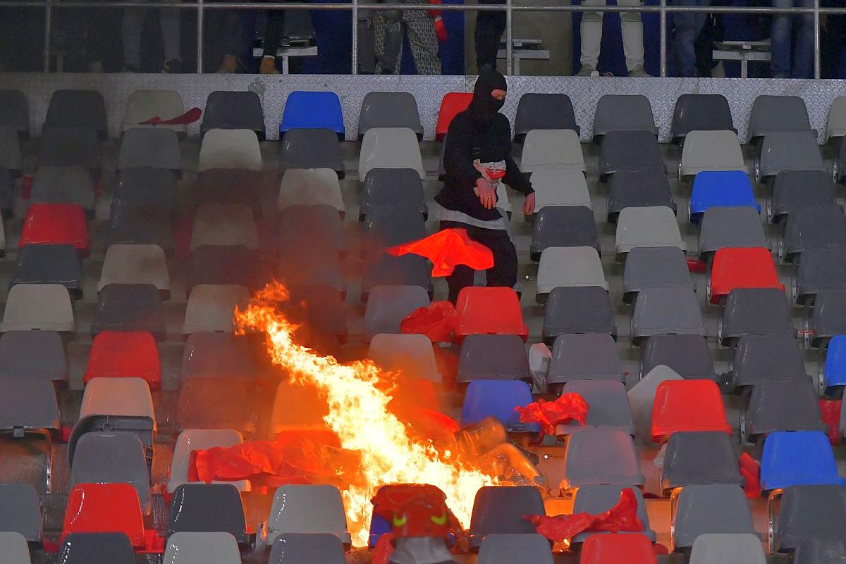 Propunerea radicală transmisă de un politician prin intermediul GSP, după scenele de la Steaua - Dinamo: „Modificați Codul Penal și Codul Civil! Să învățăm din experiența lor”