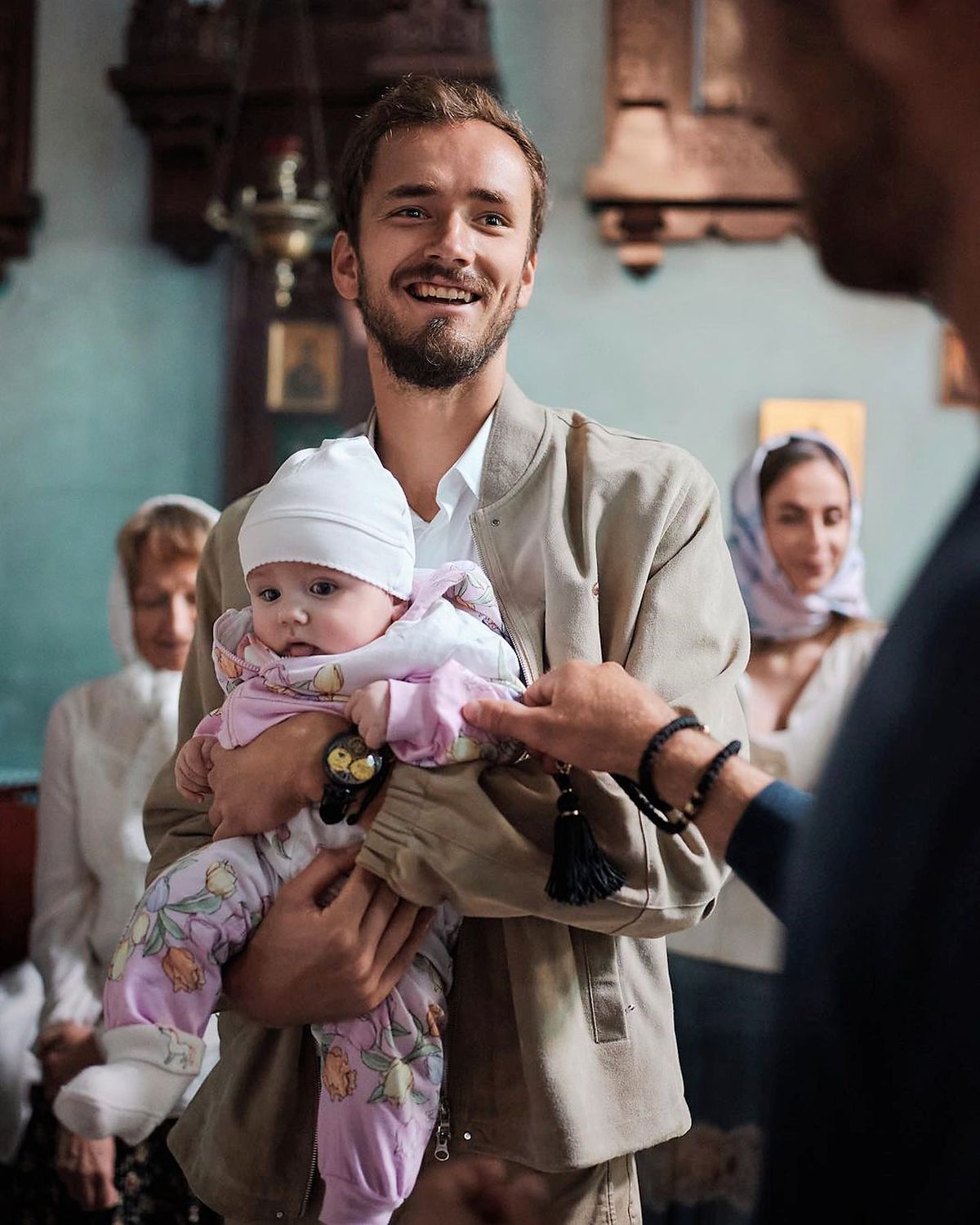 Daniil Medvedev și-a botezat fetița! Nașul Andrey Rublev: „Trebuie să mă rog pentru ea zilnic"
