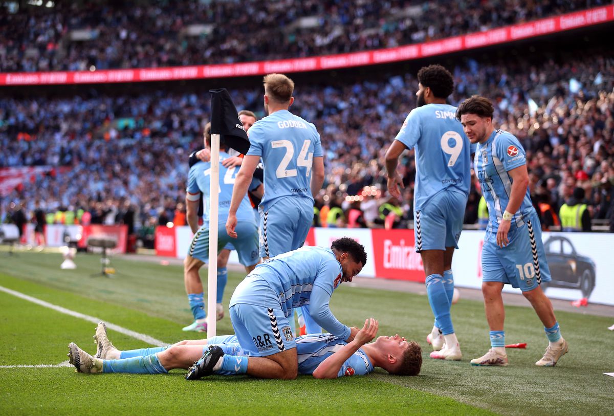 ULUITOR! Manchester United avea 3-0 pe Wembley cu echipa de liga a doua, în minutul 70: incredibil ce a urmat în semifinala Cupei Angliei