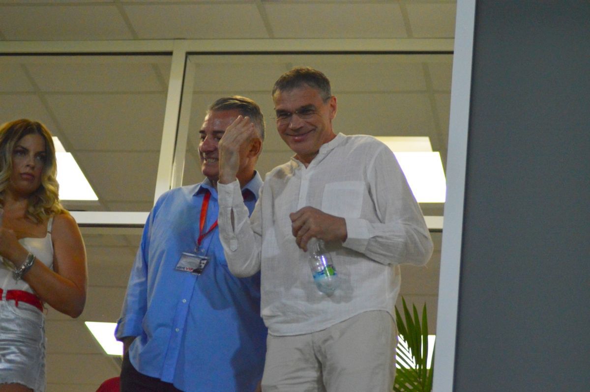 Interviu cu „omul din umbră” » Conduce clubul din Superligă fără să fie președinte, finanțator sau patron: „De foarte mult timp n-a existat o asemenea emulație! Cum prefer să fiu numit? Simplu!”