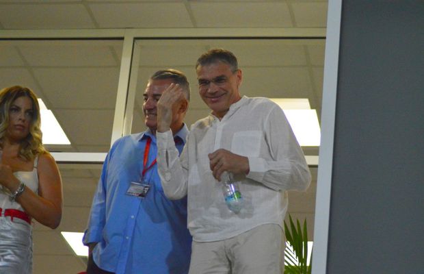 4 antrenori pe lista celor de la UTA Arad! Anunțul conducerii despre Adrian Mihalcea: „Nu neg, dar nici nu confirm”