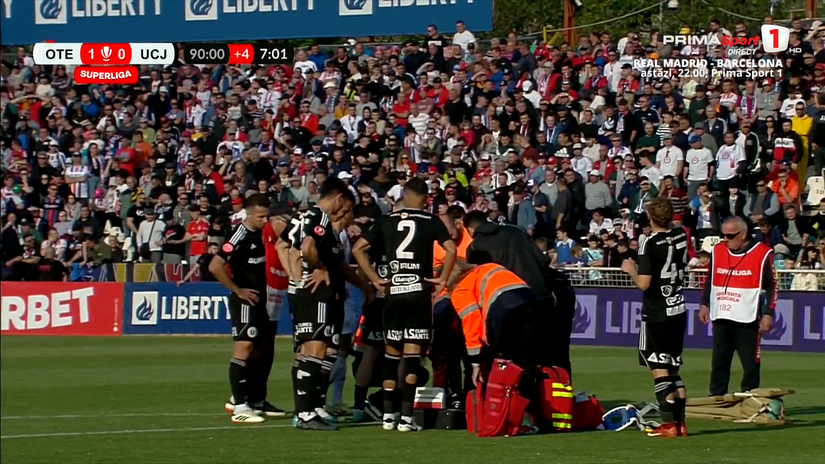 Dan Nistor, plin de sânge la Galați » Imagini dure cu jucătorul lui U Cluj transportat la spital