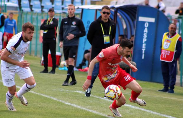 „Harry Potter” s-a mutat la Buzău și e aproape de promovare! Gloria Buzău, victorie cu Csikszereda + Unirea Slobozia, încă un pas către Superligă