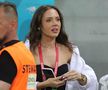 Alexandra Grigorie, partnerships, sponsorships și events managerul clubului Dinamo, prezentă pe Arena Națională. Foto: Ionuț Iordache (GSP)