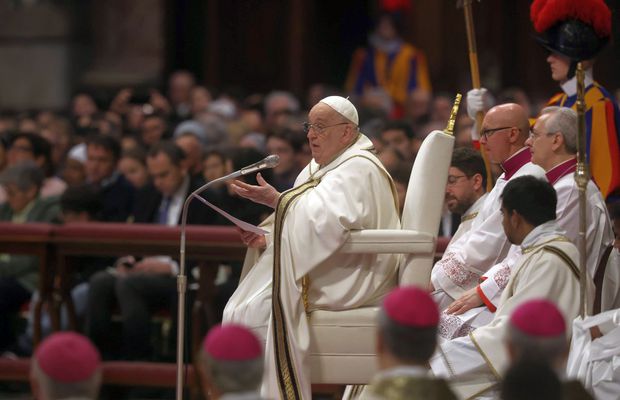 „Blestemul se extinde” » Papa Francisc a decedat, iar fanii fotbalului au asociat moartea Suveranului Pontif cu Aaron Ramsey