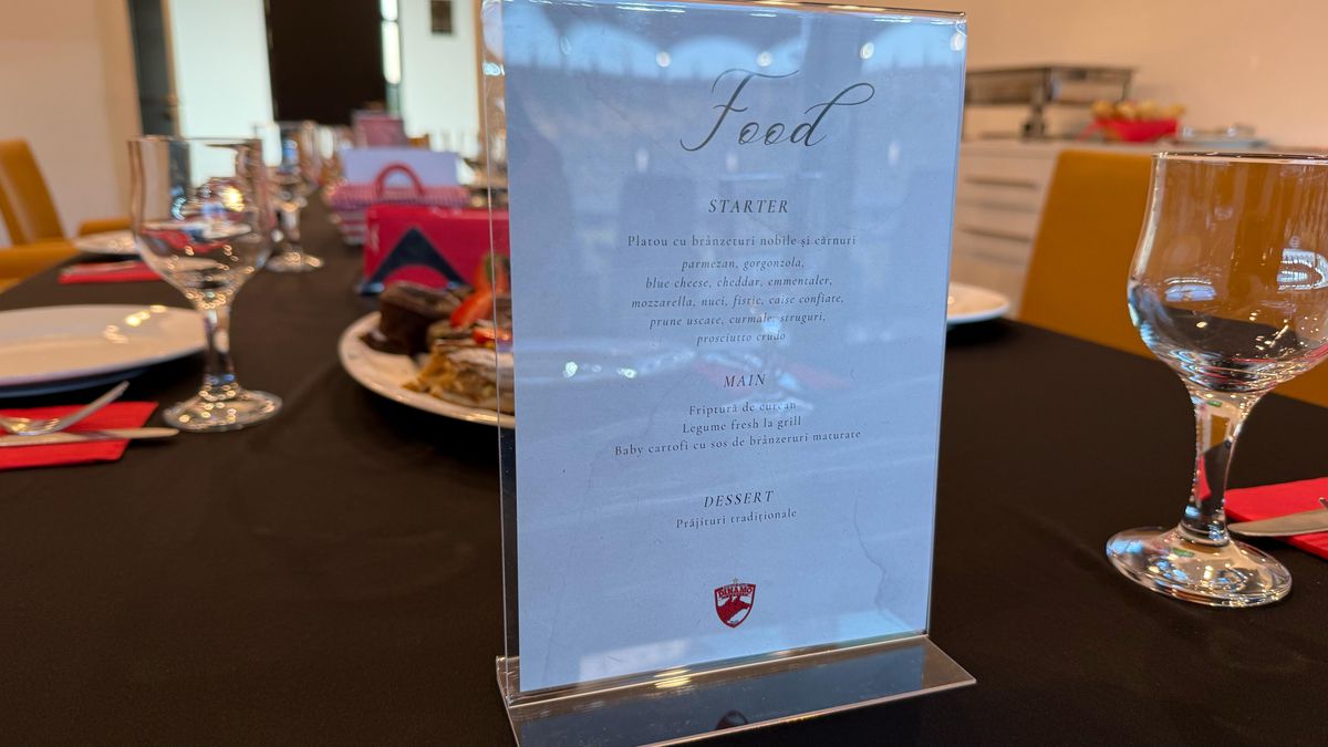 Cum arată meniul pentru fanii care au plătit 390 lei la Dinamo - Universitatea Craiova: ce surpriză au primit