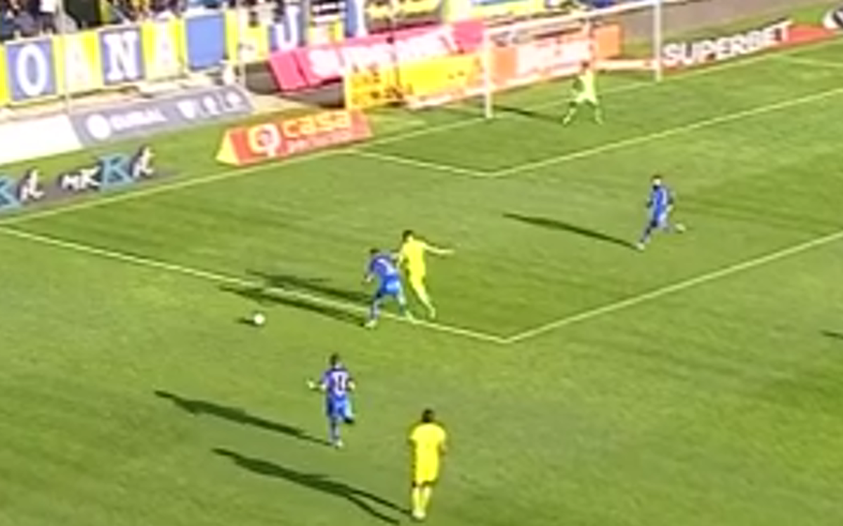 Gicu Grozav, gol „imposibil” în Petrolul Ploiești - Gloria Buzău // 21.04.2025