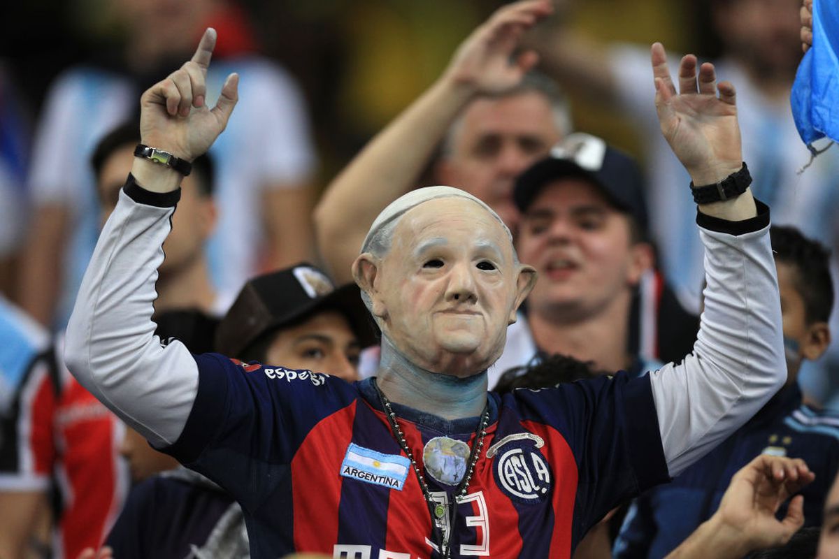 Antrenorul român era la Roma în ziua morții Papei Francisc: „«Mamă-mamă»! Am aflat chiar când am ajuns la Santa Maria Maggiore”