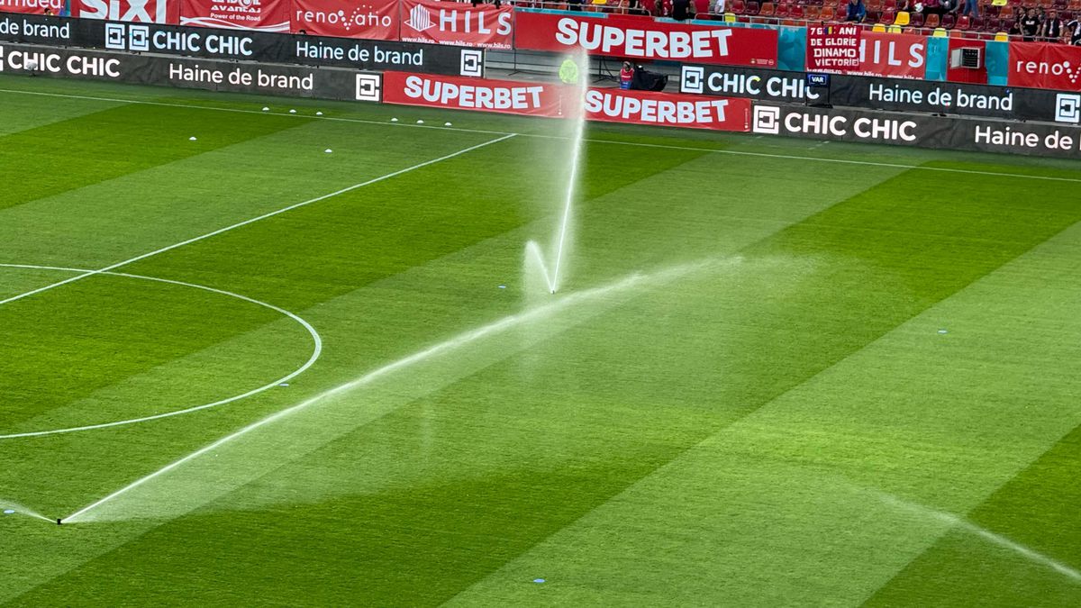 Dinamo - Universitatea Craiova, imagini de la încălzire