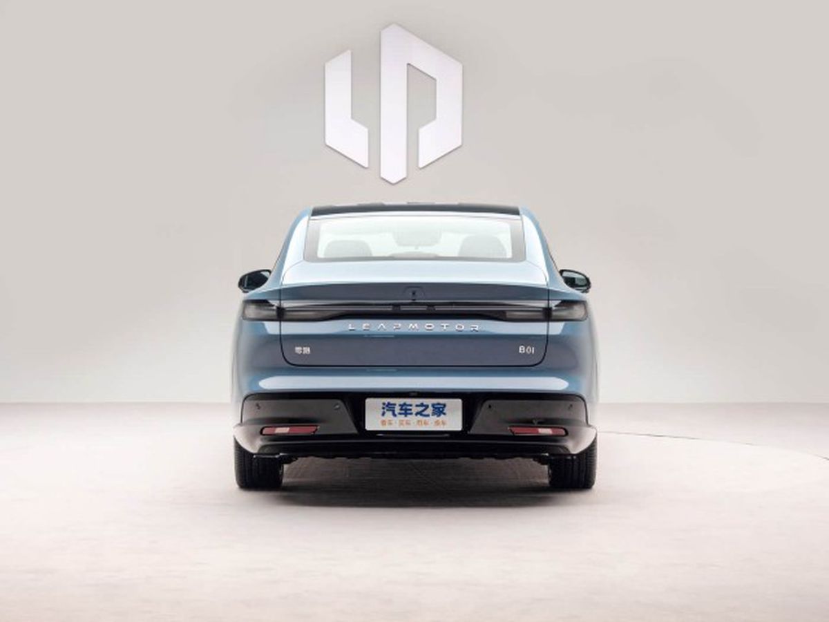 Chinezii sparg piața auto din Europa! Noua mașină cu preț de Dacia va veni și în România