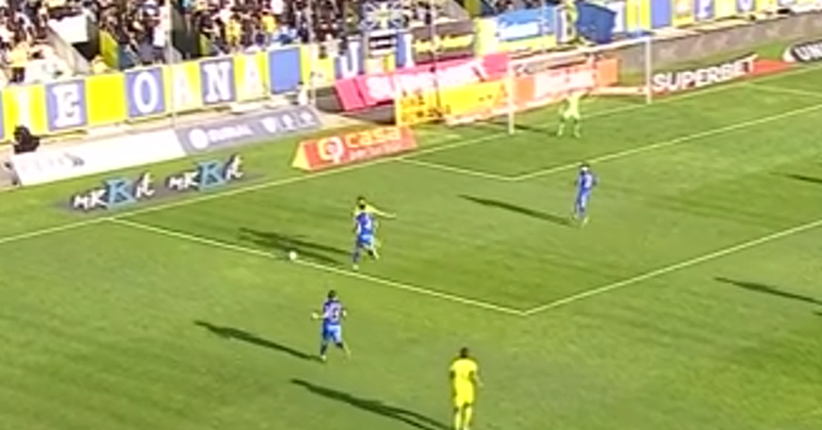 Petrolul o demolează pe Gloria Buzău » Elevii lui Ilie Stan sunt cu un pas în Liga a 2-a