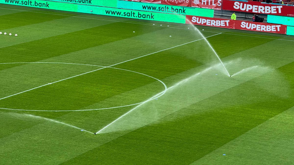 Dinamo - Universitatea Craiova, imagini de la încălzire