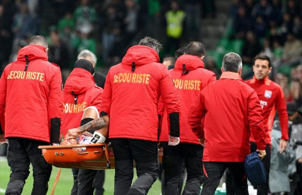 Scandal monstru la St. Etienne! „Roșu” retras, greșeală recunoscută. Arbitru lovit, meci întrerupt!