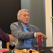 Ion Pîrcălab, printre invitații de marcă din loja legendelor dinamoviste / foto: Andrei Crăițoiu (GSP)