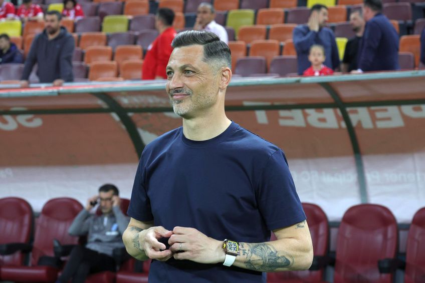 Mirel Rădoi, o nouă apariție cu un ceas de lux pentru Dinamo - Universitatea Craiova » Bijuteria costă cât un apartament cu 3 camere în București