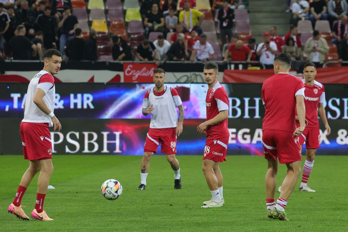 Dinamo - Universitatea Craiova, imagini de la încălzire