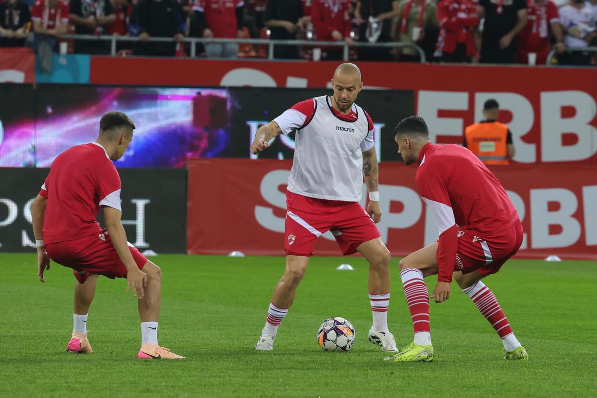 Dinamo - Universitatea Craiova, imagini de la încălzire
