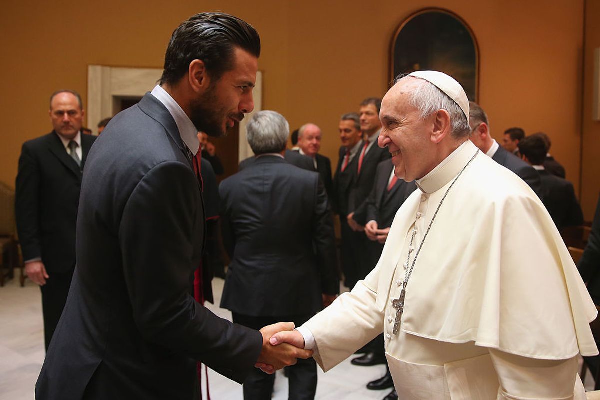 Antrenorul român era la Roma în ziua morții Papei Francisc: „«Mamă-mamă»! Am aflat chiar când am ajuns la Santa Maria Maggiore”