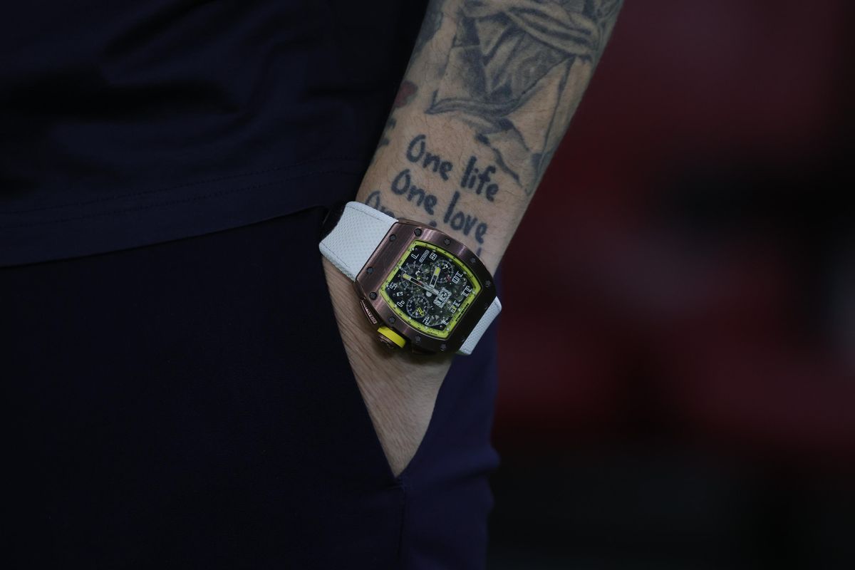 Mirel Rădoi, o nouă apariție cu un ceas de lux » Bijuteria costă mai mult decât un apartament cu 3 camere în București