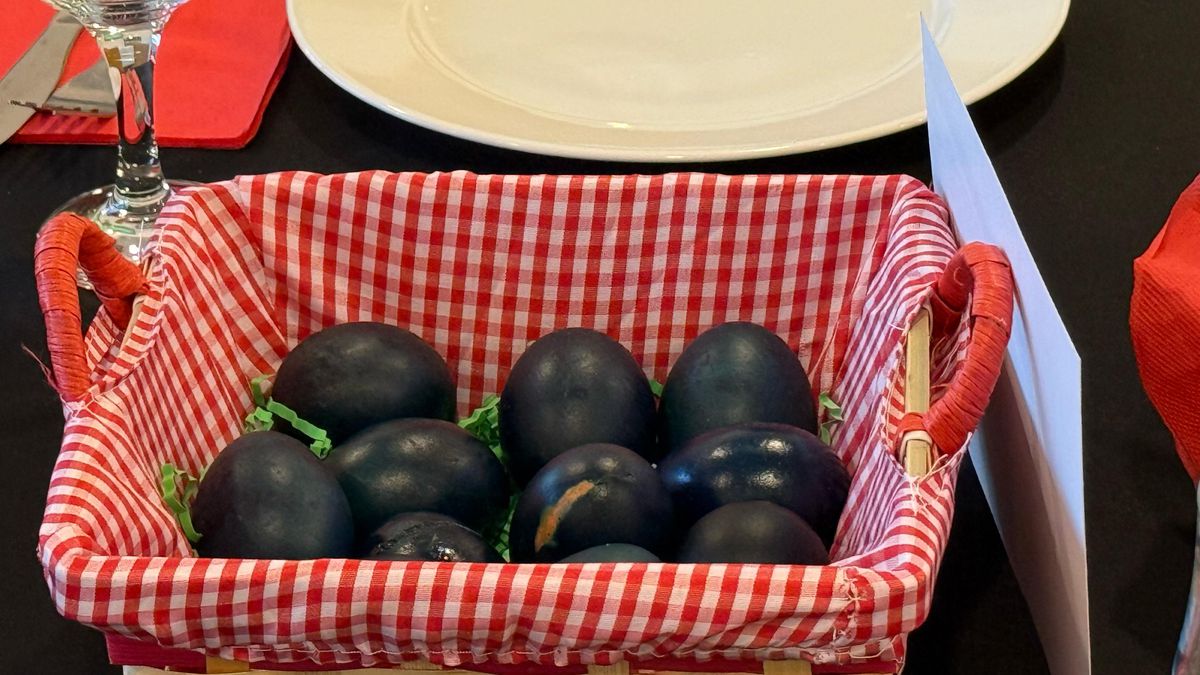 Cum arată meniul pentru fanii care au plătit 390 lei la Dinamo - Universitatea Craiova: ce surpriză au primit